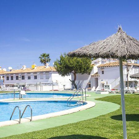 Bungalow Pink Palm Beach Torrevieja Exteriör bild